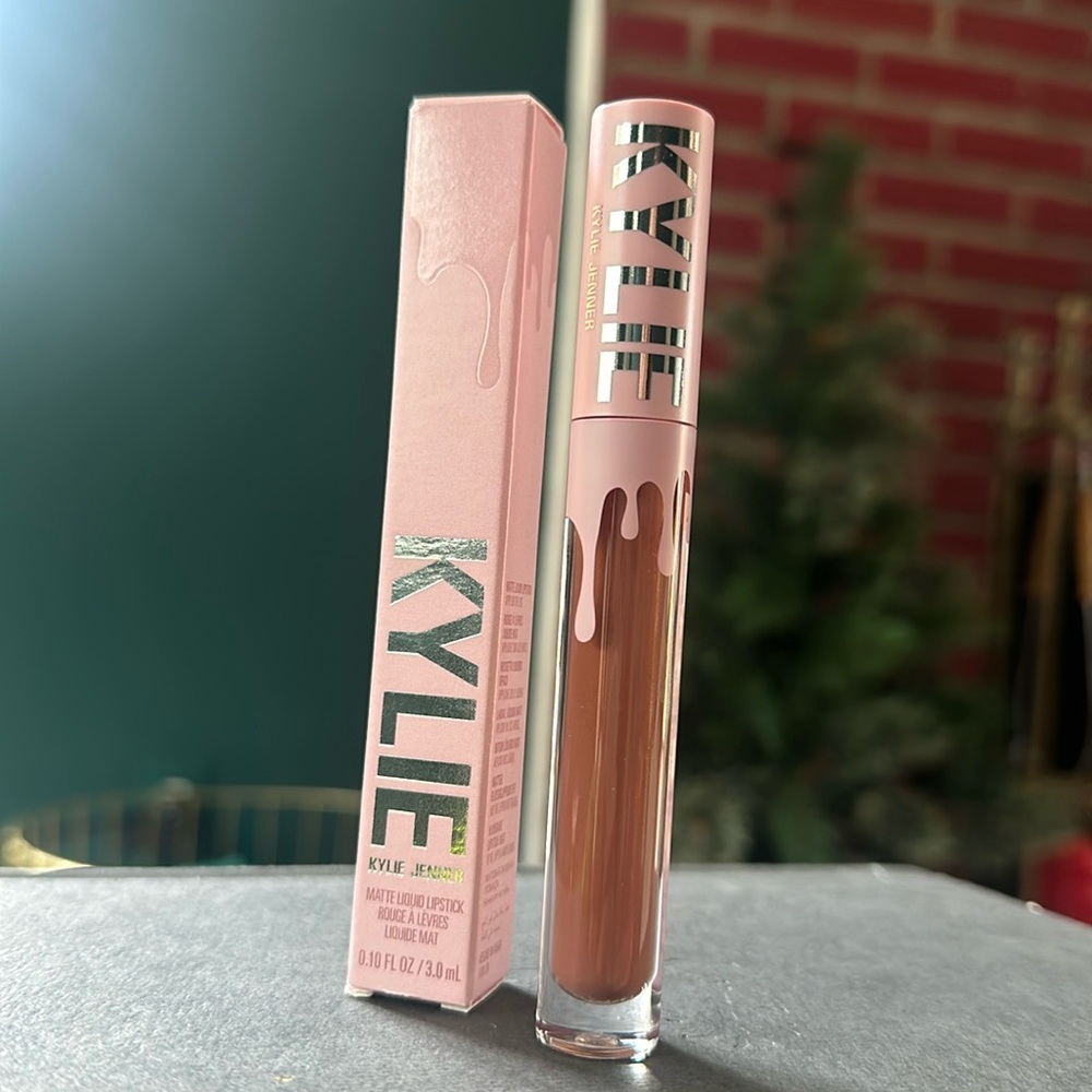 KYLIE COSMETICS Matte Liquid Lipstick in Ginger 601